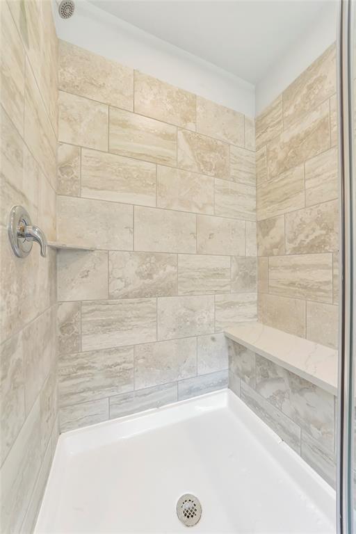 15818 2 Grampian Reach Lane, Humble, Texas 77346, 4 Bedrooms Bedrooms, 7 Rooms Rooms,3 BathroomsBathrooms,Single-family,For Sale,Grampian Reach,51895195