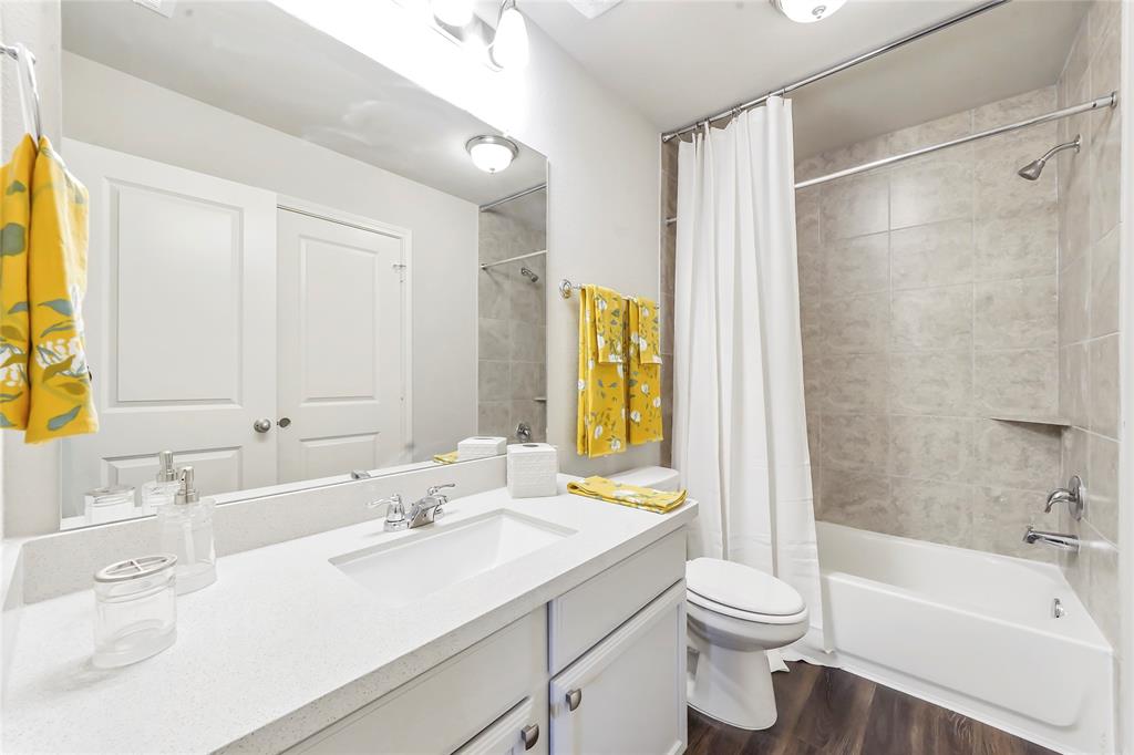 15818 2 Grampian Reach Lane, Humble, Texas 77346, 4 Bedrooms Bedrooms, 7 Rooms Rooms,3 BathroomsBathrooms,Single-family,For Sale,Grampian Reach,51895195