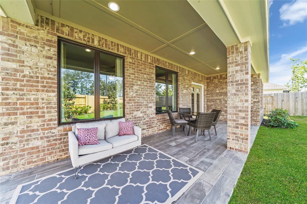 15818 2 Grampian Reach Lane, Humble, Texas 77346, 4 Bedrooms Bedrooms, 7 Rooms Rooms,3 BathroomsBathrooms,Single-family,For Sale,Grampian Reach,51895195