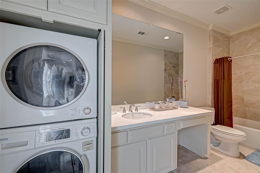 4611 3 Regent Manor Drive, Kingwood, Texas 77345, 3 Bedrooms Bedrooms, 17 Rooms Rooms,3 BathroomsBathrooms,Single-family,For Sale,Regent Manor Drive,77406911