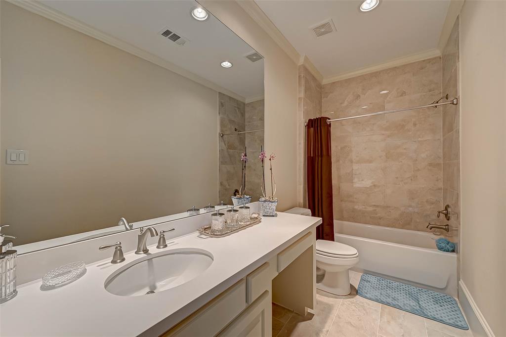 4611 3 Regent Manor Drive, Kingwood, Texas 77345, 3 Bedrooms Bedrooms, 17 Rooms Rooms,3 BathroomsBathrooms,Single-family,For Sale,Regent Manor Drive,77406911