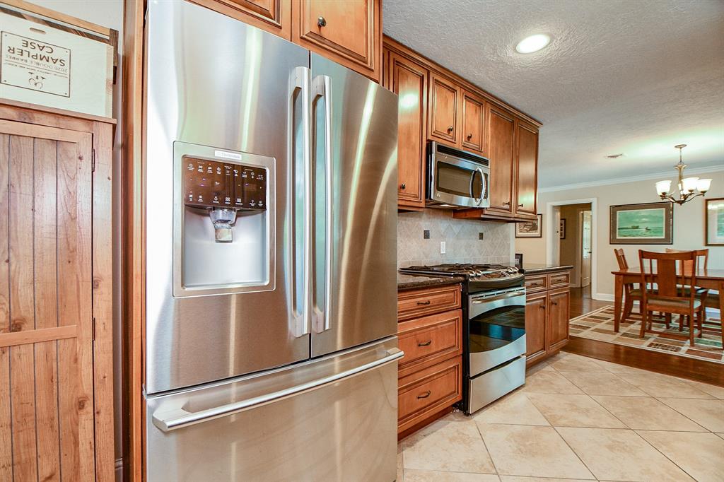 5517 1 Judalon Lane, Houston, Texas 77056, 3 Bedrooms Bedrooms, 9 Rooms Rooms,2 BathroomsBathrooms,Single-family,For Sale,Judalon,75910254