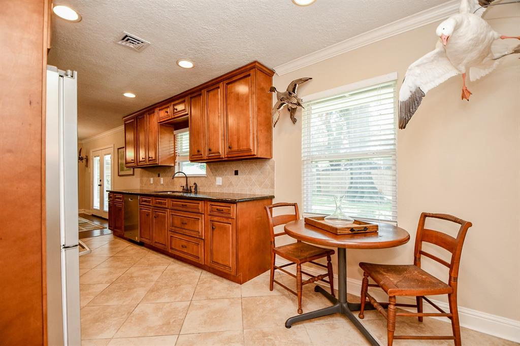 5517 1 Judalon Lane, Houston, Texas 77056, 3 Bedrooms Bedrooms, 9 Rooms Rooms,2 BathroomsBathrooms,Single-family,For Sale,Judalon,75910254