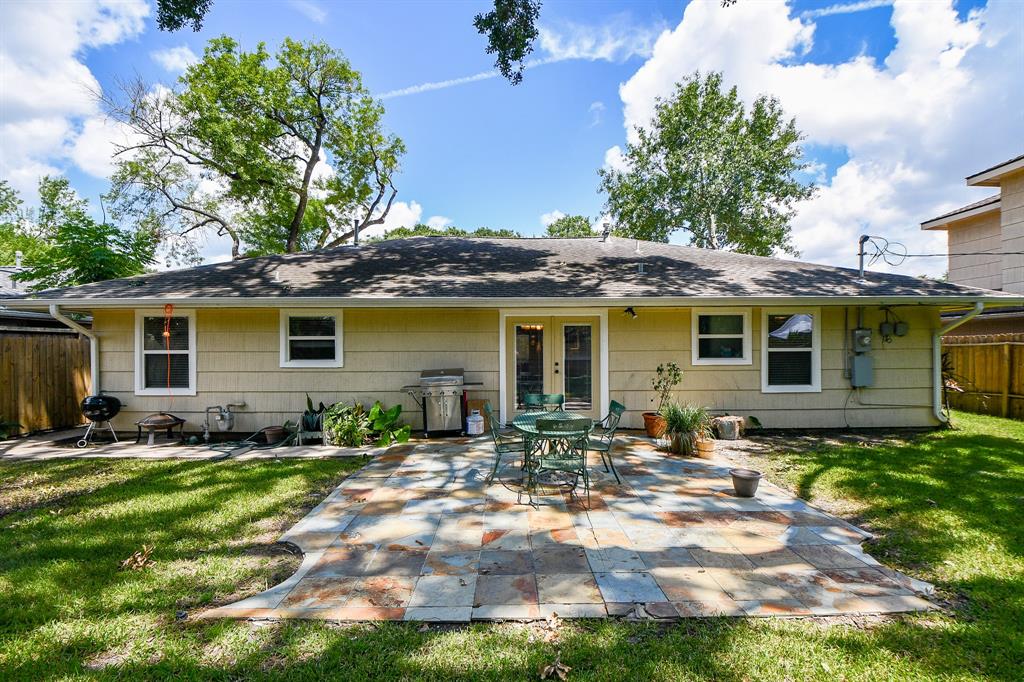5517 1 Judalon Lane, Houston, Texas 77056, 3 Bedrooms Bedrooms, 9 Rooms Rooms,2 BathroomsBathrooms,Single-family,For Sale,Judalon,75910254
