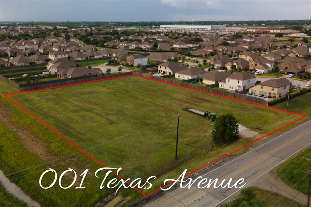 This is the investment opportunity you've been looking for! 2 Acres of land minutes from the city along the I-45 corridor. Prominent Land, Commercial, INDUSTRIAL, and NEW HOME development taking place along with AGRICULTURAL opportunities in the surrounding communities. Houston and Galveston Economic development teams have manufacturing, industrial centers, and companies pouring capital into the area for investments. Direct access to I-45 interstate north to Houston and South to Galveston. Perfect for warehouse, distribution center, parking, storage, business storefront, sales office, corporate headquarters, New home construction and MORE! PRIME Real Estate that will pay big dividends! Galveston County ranks in the top 100 most DIVERSE counties in the NATION! Minutes from NASA, Tanger Outlet Mall, Baybrook Mall, Kemah Boardwalk, Schlitterbahn Galveston and MORE! #addFULLpower