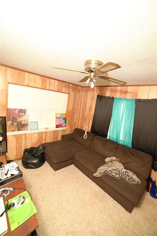 10182 Highway 146