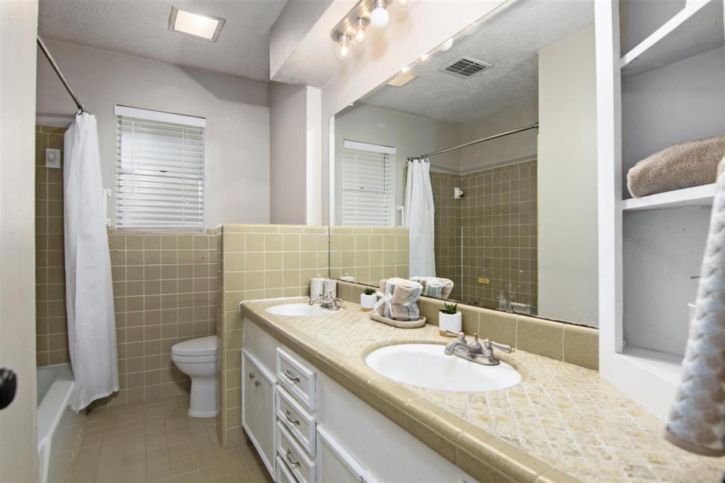 508 1 Misty Lane, Friendswood, Texas 77546, 3 Bedrooms Bedrooms, 9 Rooms Rooms,2 BathroomsBathrooms,Single-family,For Sale,Misty,82126762