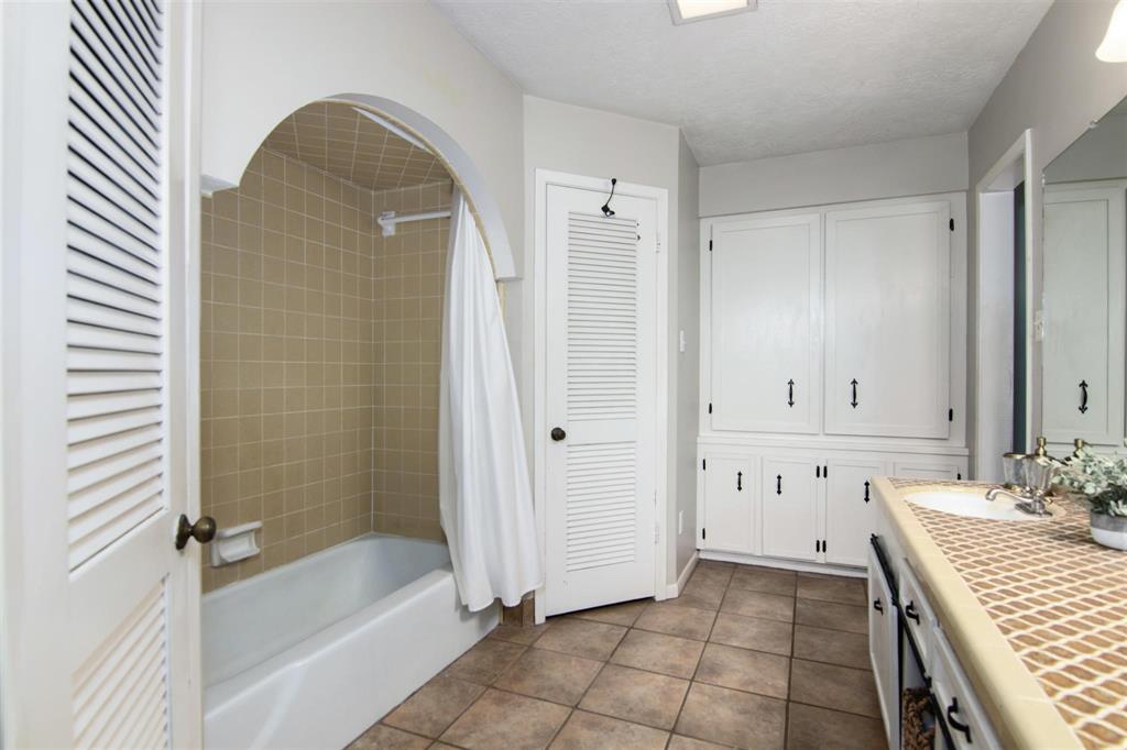 508 1 Misty Lane, Friendswood, Texas 77546, 3 Bedrooms Bedrooms, 9 Rooms Rooms,2 BathroomsBathrooms,Single-family,For Sale,Misty,82126762