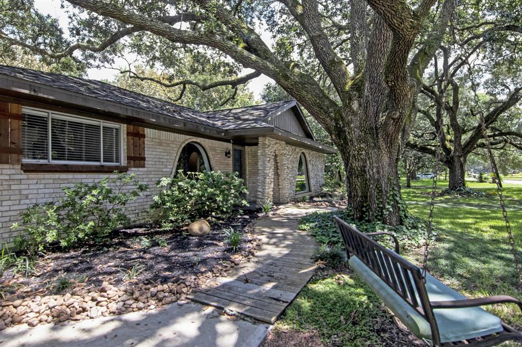 508 1 Misty Lane, Friendswood, Texas 77546, 3 Bedrooms Bedrooms, 9 Rooms Rooms,2 BathroomsBathrooms,Single-family,For Sale,Misty,82126762