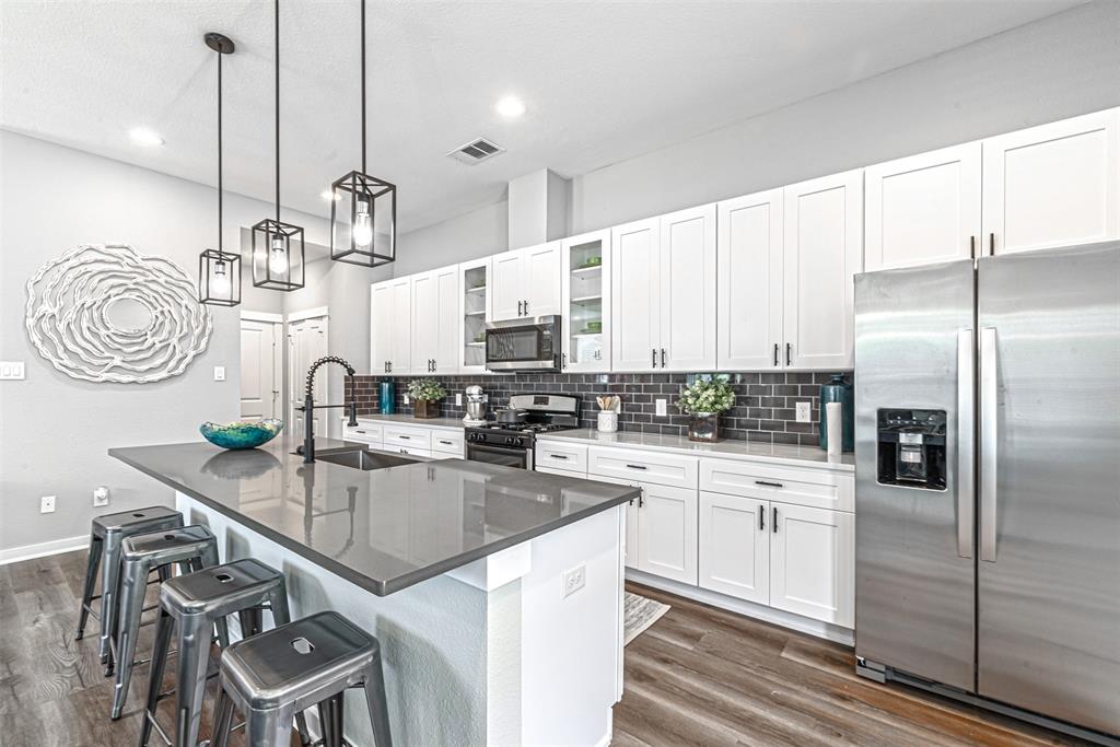 6723 2 Parker Oaks Lane, Houston, Texas 77076, 3 Bedrooms Bedrooms, 7 Rooms Rooms,2 BathroomsBathrooms,Single-family,For Sale,Parker Oaks,80583673
