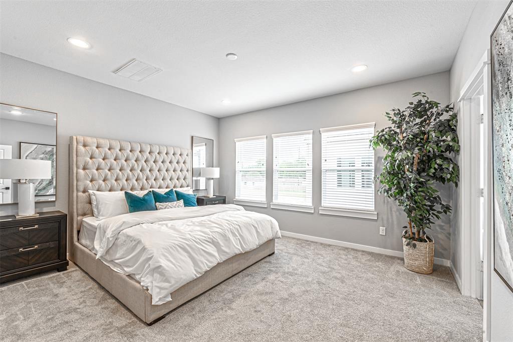 6723 2 Parker Oaks Lane, Houston, Texas 77076, 3 Bedrooms Bedrooms, 7 Rooms Rooms,2 BathroomsBathrooms,Single-family,For Sale,Parker Oaks,80583673