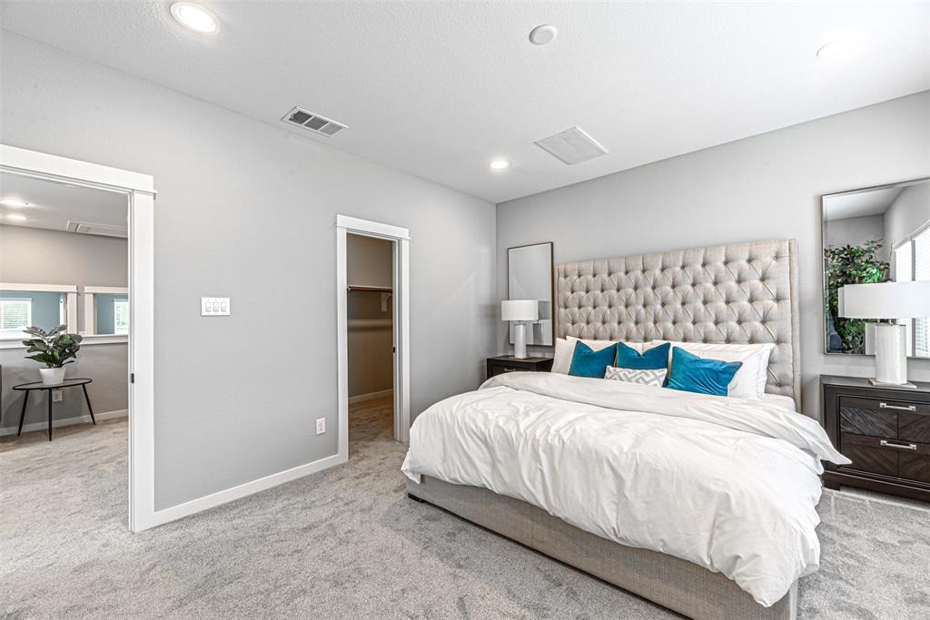 6723 2 Parker Oaks Lane, Houston, Texas 77076, 3 Bedrooms Bedrooms, 7 Rooms Rooms,2 BathroomsBathrooms,Single-family,For Sale,Parker Oaks,80583673