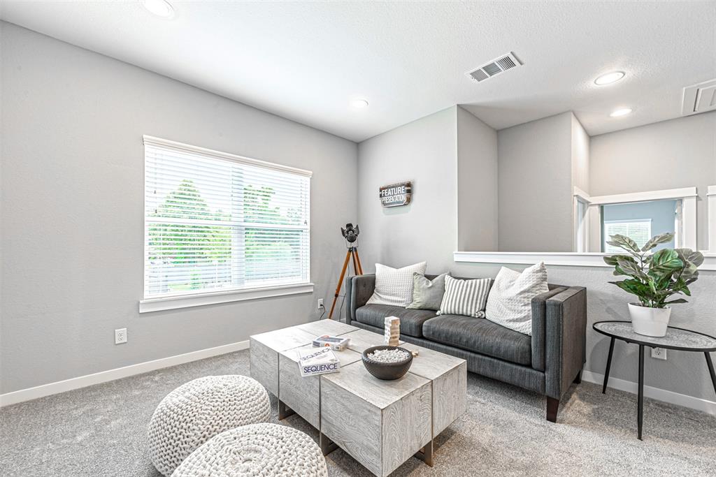 6723 2 Parker Oaks Lane, Houston, Texas 77076, 3 Bedrooms Bedrooms, 7 Rooms Rooms,2 BathroomsBathrooms,Single-family,For Sale,Parker Oaks,80583673