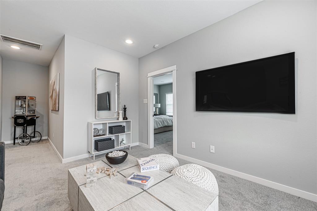 6723 2 Parker Oaks Lane, Houston, Texas 77076, 3 Bedrooms Bedrooms, 7 Rooms Rooms,2 BathroomsBathrooms,Single-family,For Sale,Parker Oaks,80583673