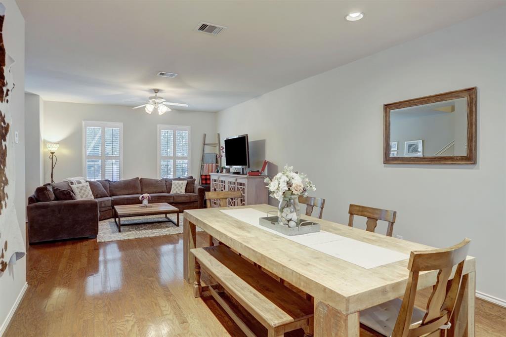 3007 3 Heights Hollow Lane, Houston, Texas 77007, 2 Bedrooms Bedrooms, 5 Rooms Rooms,2 BathroomsBathrooms,Townhouse/condo,For Sale,Heights Hollow,68153885