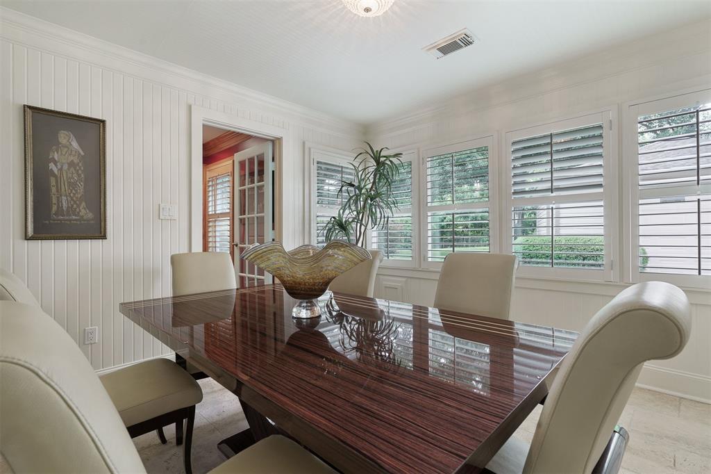 1519 1 Glen Oaks Street, Houston, Texas 77008, 2 Bedrooms Bedrooms, 6 Rooms Rooms,1 BathroomBathrooms,Single-family,For Sale,Glen Oaks,55337540
