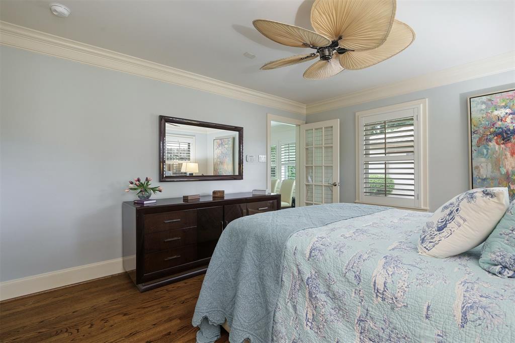 1519 1 Glen Oaks Street, Houston, Texas 77008, 2 Bedrooms Bedrooms, 6 Rooms Rooms,1 BathroomBathrooms,Single-family,For Sale,Glen Oaks,55337540
