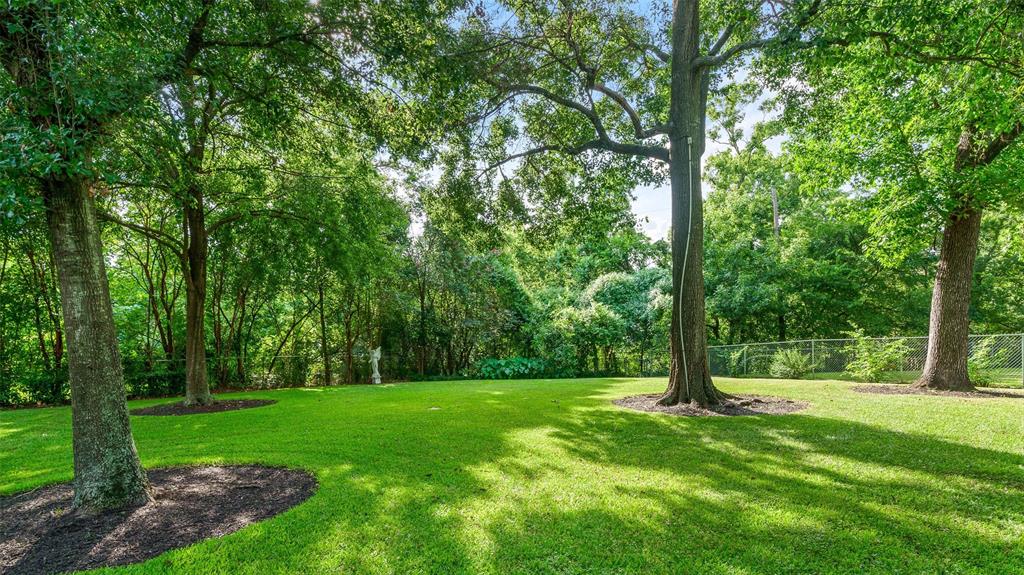 1519 1 Glen Oaks Street, Houston, Texas 77008, 2 Bedrooms Bedrooms, 6 Rooms Rooms,1 BathroomBathrooms,Single-family,For Sale,Glen Oaks,55337540