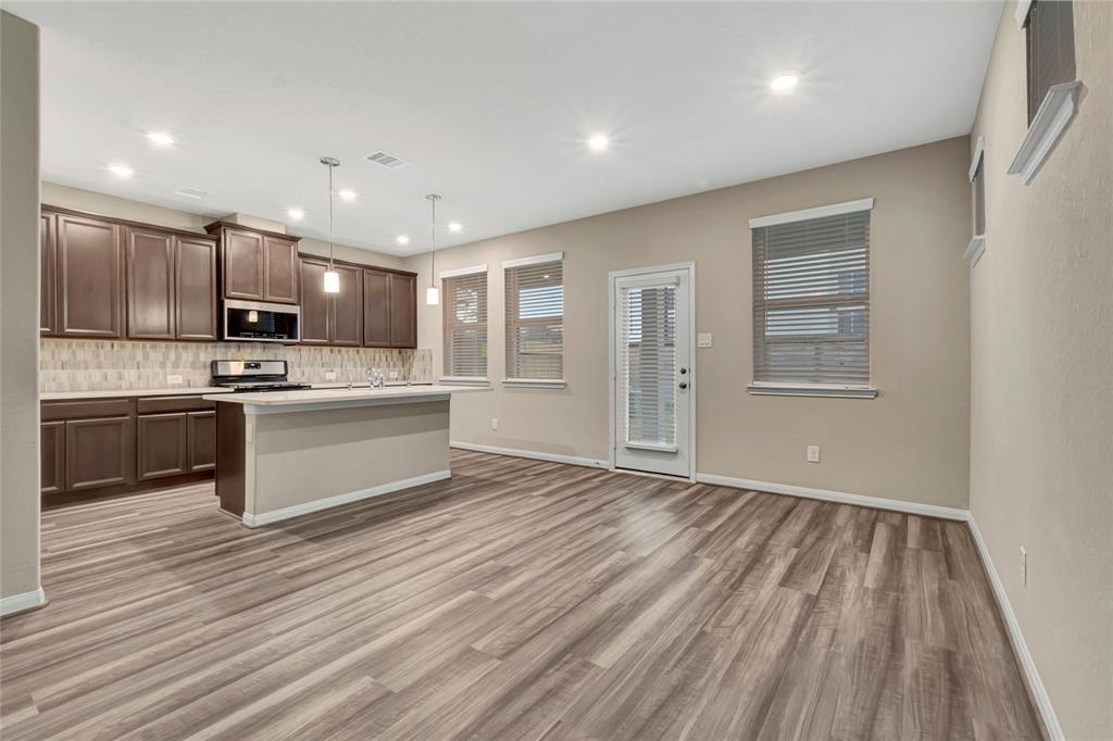 1519 2 Lakeline Oak Drive, Houston, Texas 77084, 3 Bedrooms Bedrooms, 3 Rooms Rooms,2 BathroomsBathrooms,Single-family,For Sale,Lakeline Oak,62434438