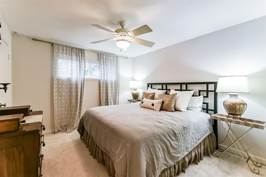 10219 1.5 Chevy Chase Drive, Houston, Texas 77042, 4 Bedrooms Bedrooms, 9 Rooms Rooms,2 BathroomsBathrooms,Single-family,For Sale,Chevy Chase,51997793