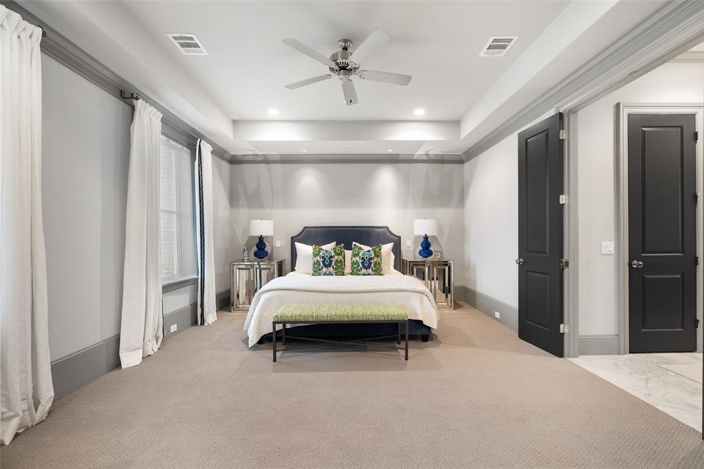 1905 4 Revere Street, Houston, Texas 77019, 3 Bedrooms Bedrooms, 10 Rooms Rooms,3 BathroomsBathrooms,Townhouse/condo,For Sale,Revere,58094096
