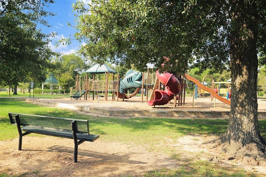 1938 2 Hoskins Drive, Houston, Texas 77080, 3 Bedrooms Bedrooms, 8 Rooms Rooms,2 BathroomsBathrooms,Single-family,For Sale,Hoskins,59213665