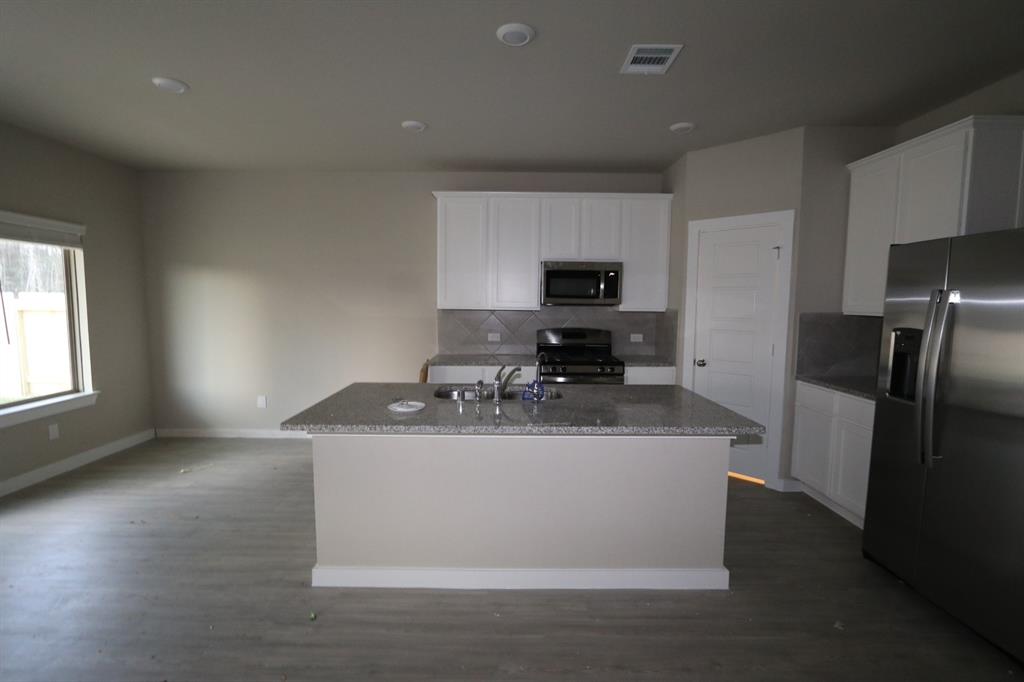 22112 2 Juniper Crossing Drive, New Caney, Texas 77357, 4 Bedrooms Bedrooms, 8 Rooms Rooms,2 BathroomsBathrooms,Single-family,For Sale,Juniper Crossing,70809043