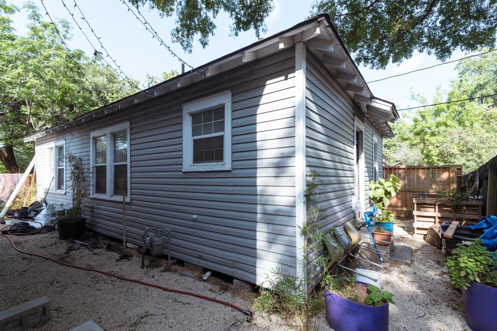 5110 1 Avenue H, Houston, Texas 77011, 2 Bedrooms Bedrooms, 2 Rooms Rooms,1 BathroomBathrooms,Single-family,For Sale,Avenue H,4146150