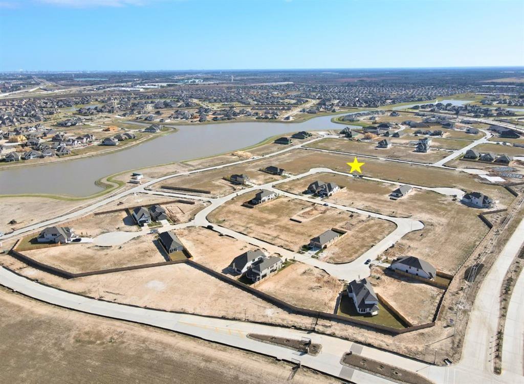 13013 2 Cobalt Cove Court, Texas City, Texas 77568, 4 Bedrooms Bedrooms, 4 Rooms Rooms,3 BathroomsBathrooms,Single-family,For Sale,Cobalt Cove,82478358