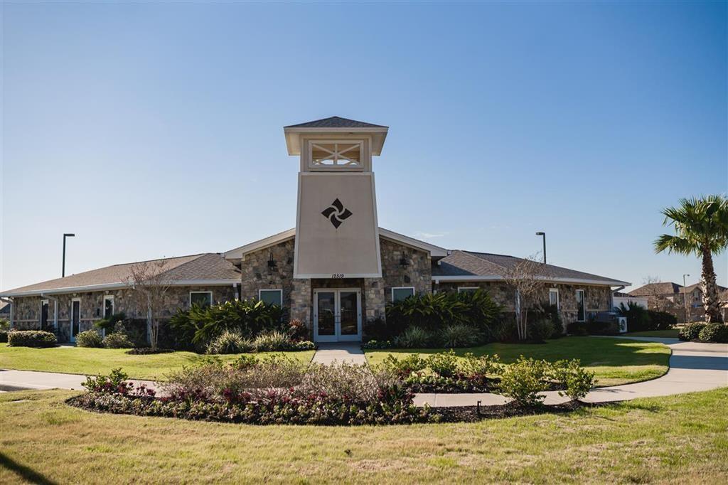 13013 2 Cobalt Cove Court, Texas City, Texas 77568, 4 Bedrooms Bedrooms, 4 Rooms Rooms,3 BathroomsBathrooms,Single-family,For Sale,Cobalt Cove,82478358