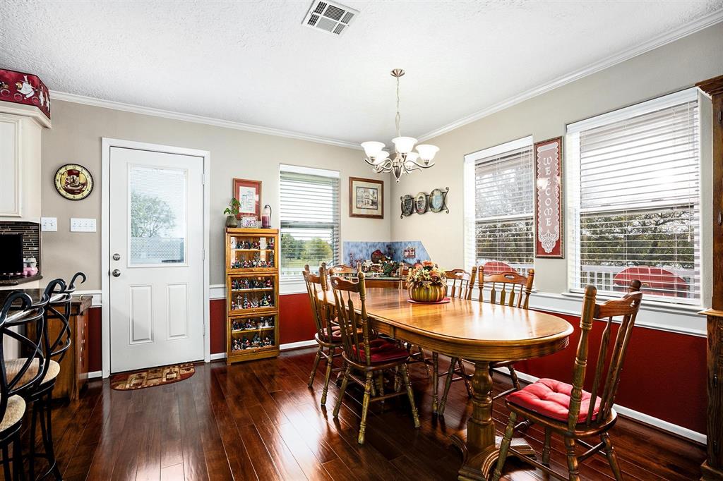 10506 2 County Road 200, Alvin, Texas 77511, 2 Bedrooms Bedrooms, 2 Rooms Rooms,3 BathroomsBathrooms,Single-family,For Sale,County Road 200,52595571