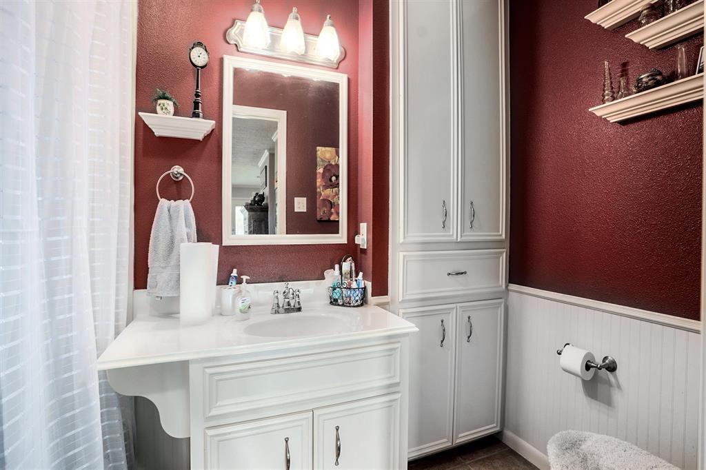 10506 2 County Road 200, Alvin, Texas 77511, 2 Bedrooms Bedrooms, 2 Rooms Rooms,3 BathroomsBathrooms,Single-family,For Sale,County Road 200,52595571
