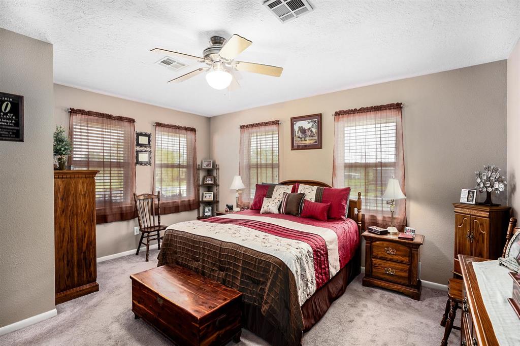 10506 2 County Road 200, Alvin, Texas 77511, 2 Bedrooms Bedrooms, 2 Rooms Rooms,3 BathroomsBathrooms,Single-family,For Sale,County Road 200,52595571