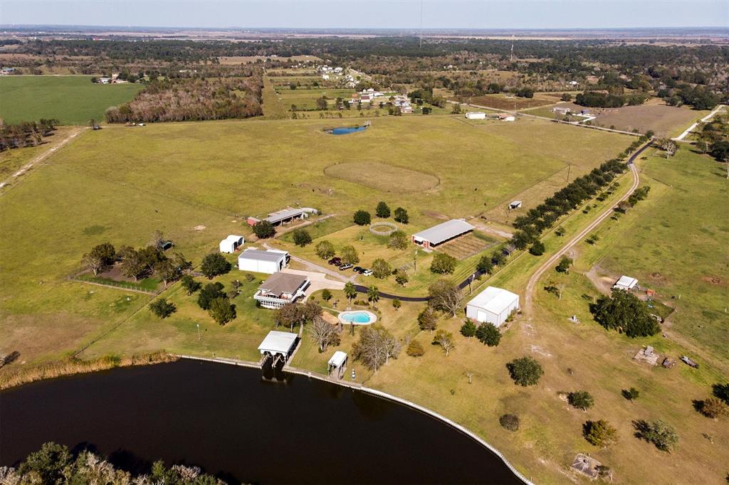 10506 2 County Road 200, Alvin, Texas 77511, 2 Bedrooms Bedrooms, 2 Rooms Rooms,3 BathroomsBathrooms,Single-family,For Sale,County Road 200,52595571
