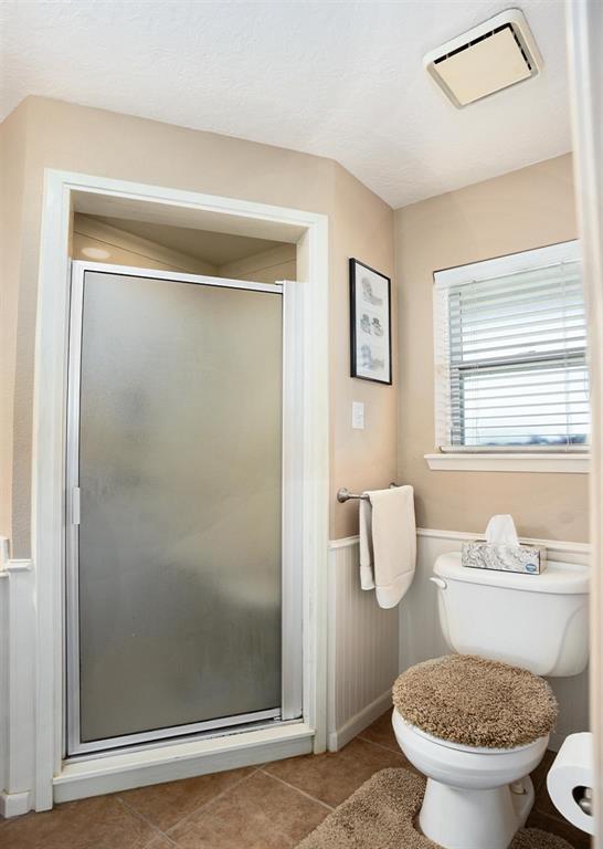 10506 2 County Road 200, Alvin, Texas 77511, 2 Bedrooms Bedrooms, 2 Rooms Rooms,3 BathroomsBathrooms,Single-family,For Sale,County Road 200,52595571