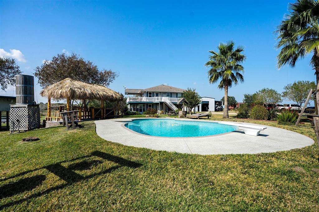 10506 2 County Road 200, Alvin, Texas 77511, 2 Bedrooms Bedrooms, 2 Rooms Rooms,3 BathroomsBathrooms,Single-family,For Sale,County Road 200,52595571