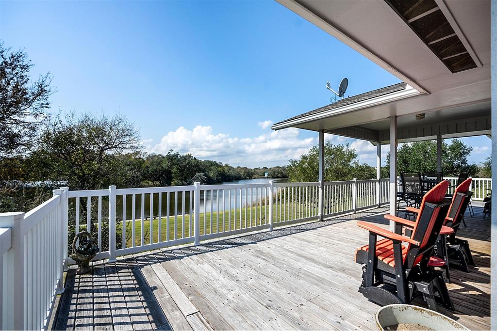 10506 2 County Road 200, Alvin, Texas 77511, 2 Bedrooms Bedrooms, 2 Rooms Rooms,3 BathroomsBathrooms,Single-family,For Sale,County Road 200,52595571