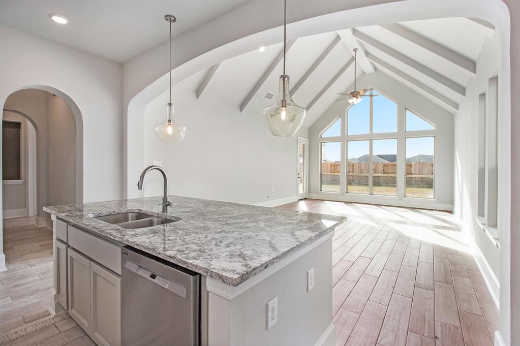13105 2 Wintery Tide, Texas City, Texas 77568, 4 Bedrooms Bedrooms, 8 Rooms Rooms,3 BathroomsBathrooms,Single-family,For Sale,Wintery Tide,83451480