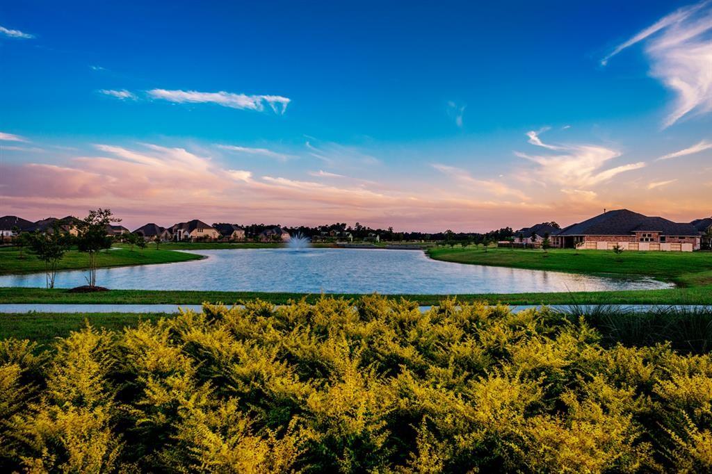 9311 2 Galloway Woods Trail, Tomball, Texas 77375, 4 Bedrooms Bedrooms, 10 Rooms Rooms,3 BathroomsBathrooms,Single-family,For Sale,Galloway Woods,79209909