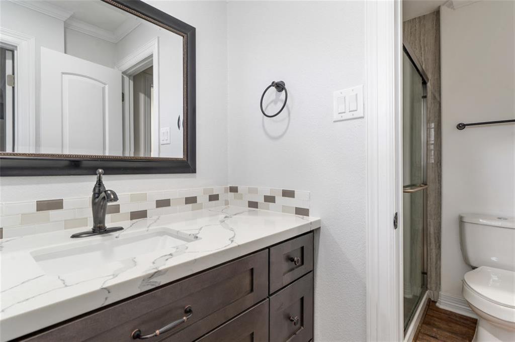 660 2 Eldridge Parkway, Houston, Texas 77079, 3 Bedrooms Bedrooms, 7 Rooms Rooms,2 BathroomsBathrooms,Townhouse/condo,For Sale,Eldridge,65864237