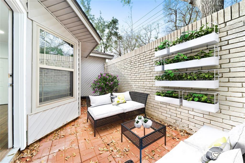 660 2 Eldridge Parkway, Houston, Texas 77079, 3 Bedrooms Bedrooms, 7 Rooms Rooms,2 BathroomsBathrooms,Townhouse/condo,For Sale,Eldridge,65864237