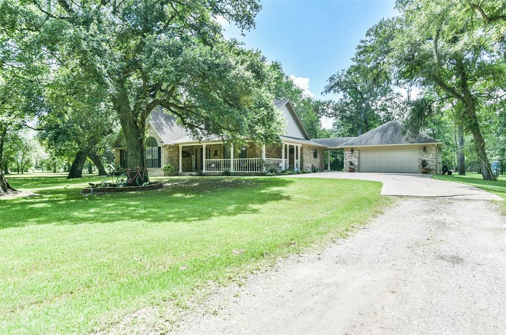 16830 1 County Road 39, Rosharon, Texas 77583, 3 Bedrooms Bedrooms, 9 Rooms Rooms,2 BathroomsBathrooms,Country Homes/acreage,For Sale,County Road 39,72281049