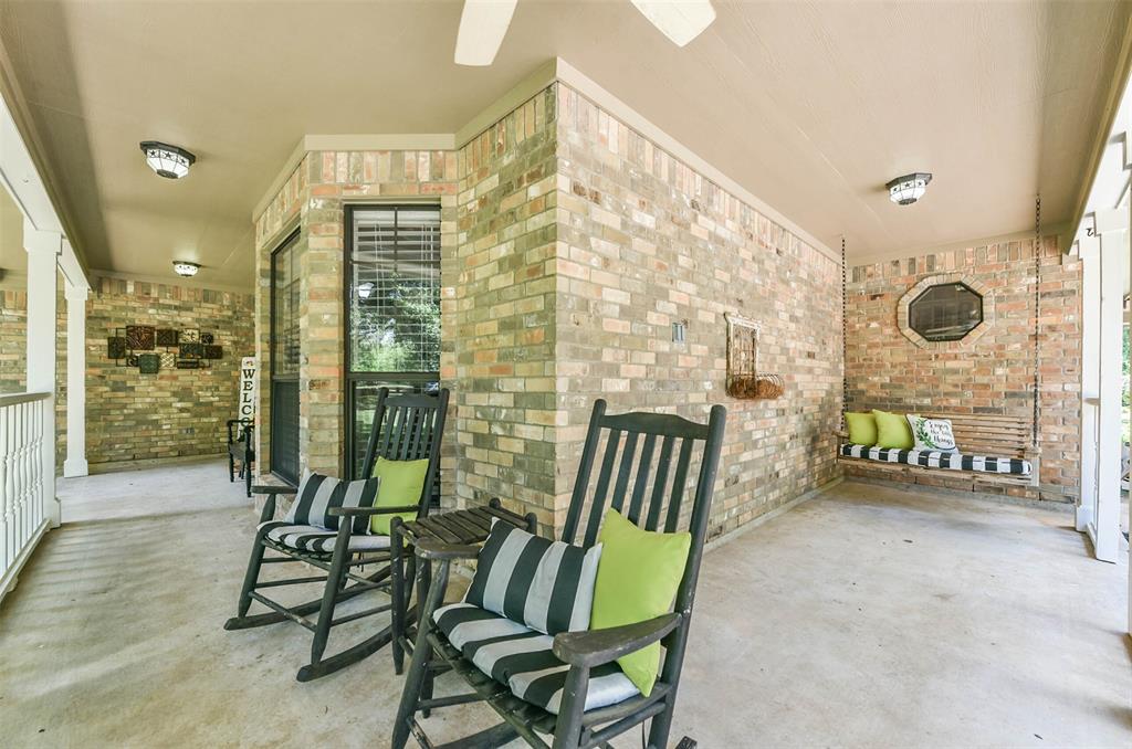 16830 1 County Road 39, Rosharon, Texas 77583, 3 Bedrooms Bedrooms, 9 Rooms Rooms,2 BathroomsBathrooms,Country Homes/acreage,For Sale,County Road 39,72281049