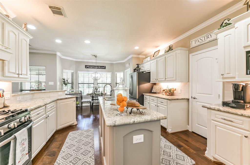 16830 1 County Road 39, Rosharon, Texas 77583, 3 Bedrooms Bedrooms, 9 Rooms Rooms,2 BathroomsBathrooms,Country Homes/acreage,For Sale,County Road 39,72281049
