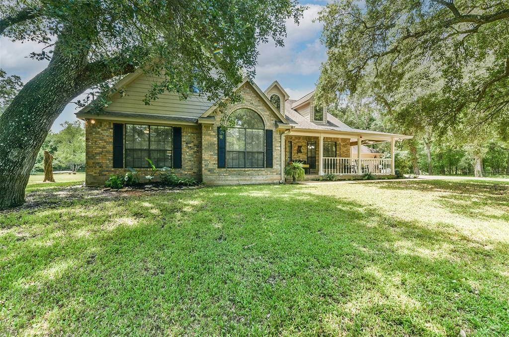 16830 1 County Road 39, Rosharon, Texas 77583, 3 Bedrooms Bedrooms, 9 Rooms Rooms,2 BathroomsBathrooms,Country Homes/acreage,For Sale,County Road 39,72281049