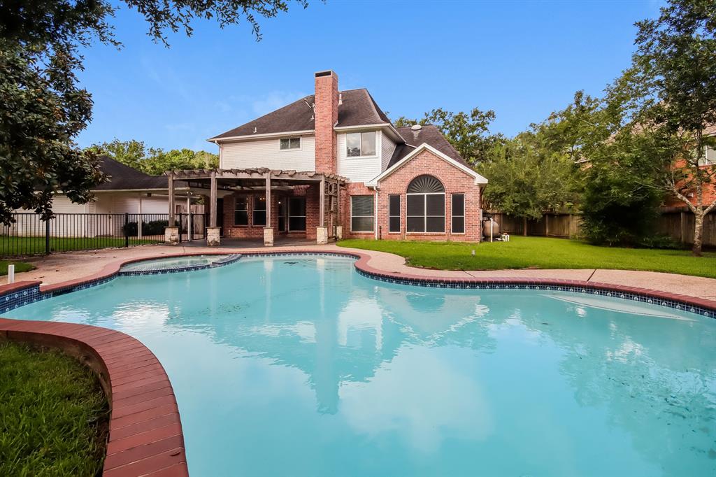 1407 2 Crescent Green Court, Houston, Texas 77094, 4 Bedrooms Bedrooms, 4 Rooms Rooms,2 BathroomsBathrooms,Single-family,For Sale,Crescent Green,35851138