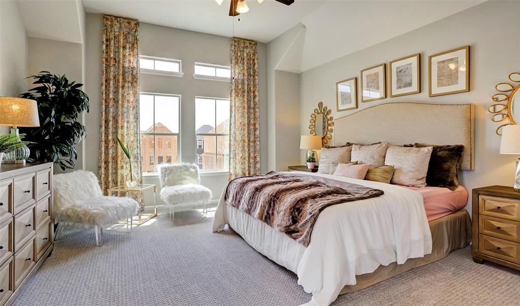 4008 3 Centre Glen Drive, Houston, Texas 77043, 4 Bedrooms Bedrooms, 12 Rooms Rooms,3 BathroomsBathrooms,Single-family,For Sale,Centre Glen,68879871