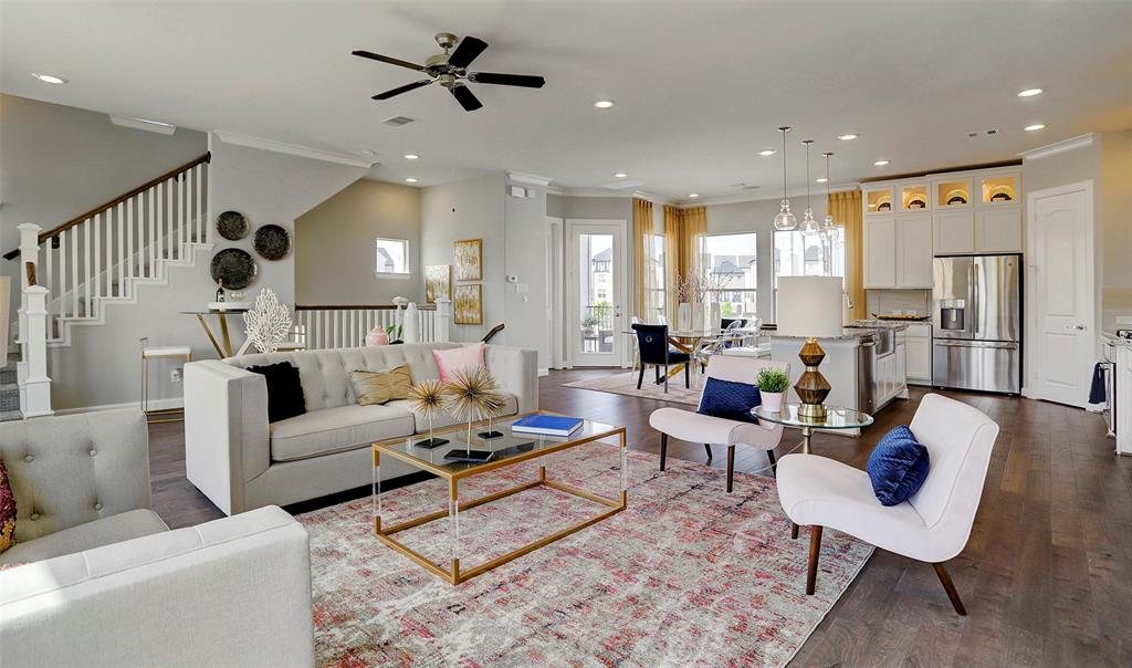 4008 3 Centre Glen Drive, Houston, Texas 77043, 4 Bedrooms Bedrooms, 12 Rooms Rooms,3 BathroomsBathrooms,Single-family,For Sale,Centre Glen,68879871