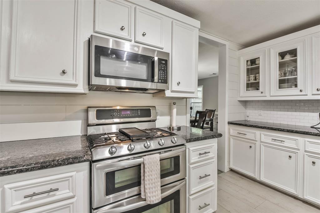 606 2 Rollingwood Street, Pinehurst, Texas 77362, 5 Bedrooms Bedrooms, 5 Rooms Rooms,3 BathroomsBathrooms,Single-family,For Sale,Rollingwood,86499949