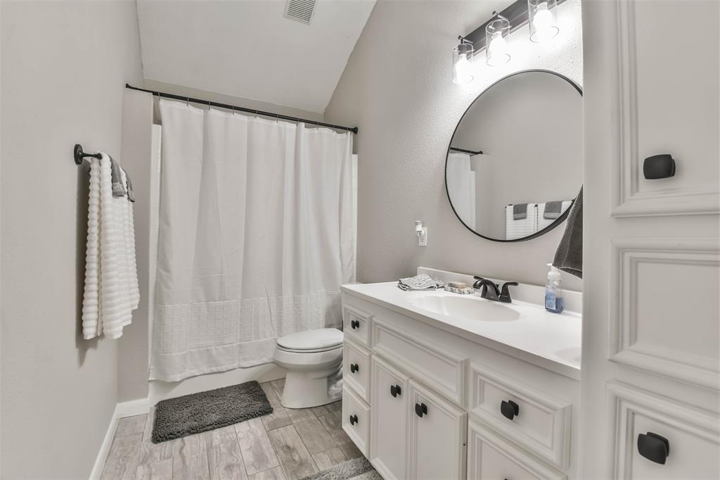 606 2 Rollingwood Street, Pinehurst, Texas 77362, 5 Bedrooms Bedrooms, 5 Rooms Rooms,3 BathroomsBathrooms,Single-family,For Sale,Rollingwood,86499949